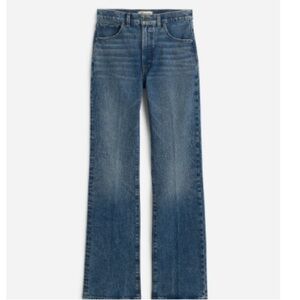 Madewell
Relaxed Bootcut Jeans In Conch